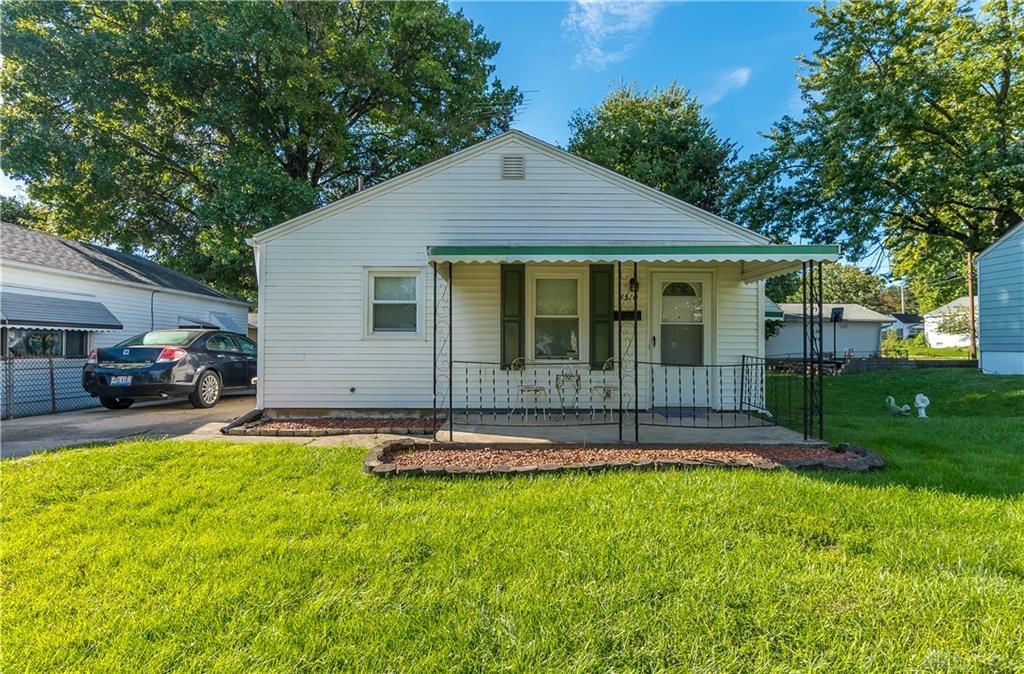 4510 Woodcliffe