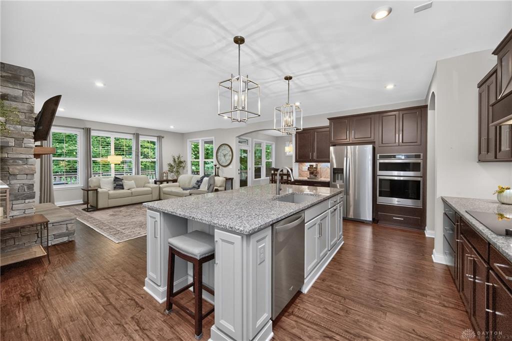 1691 Bluffton Terrace Property Photo 15