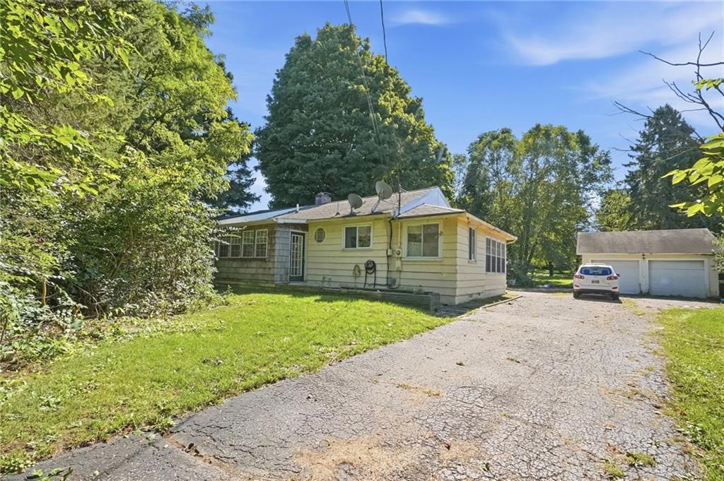 4525 E National Property Photo 2