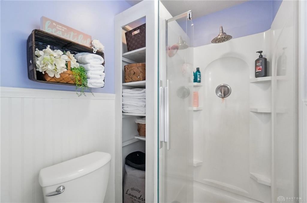 650 Sheffield Property Photo 36