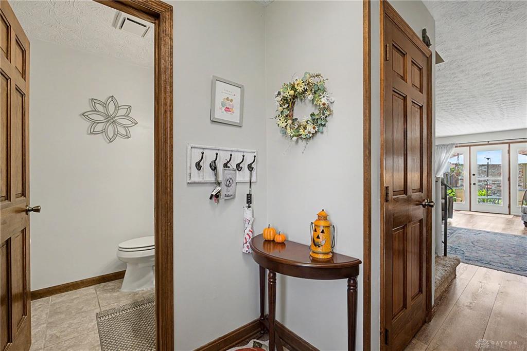 129 W Van Lake Property Photo 7