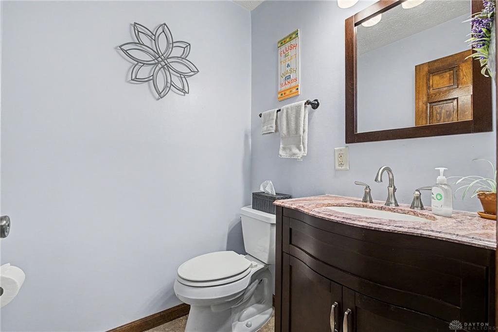 129 W Van Lake Property Photo 9