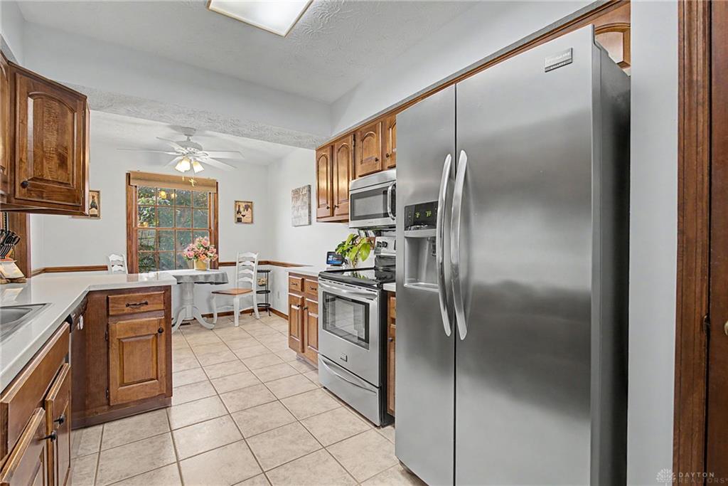 129 W Van Lake Property Photo 14