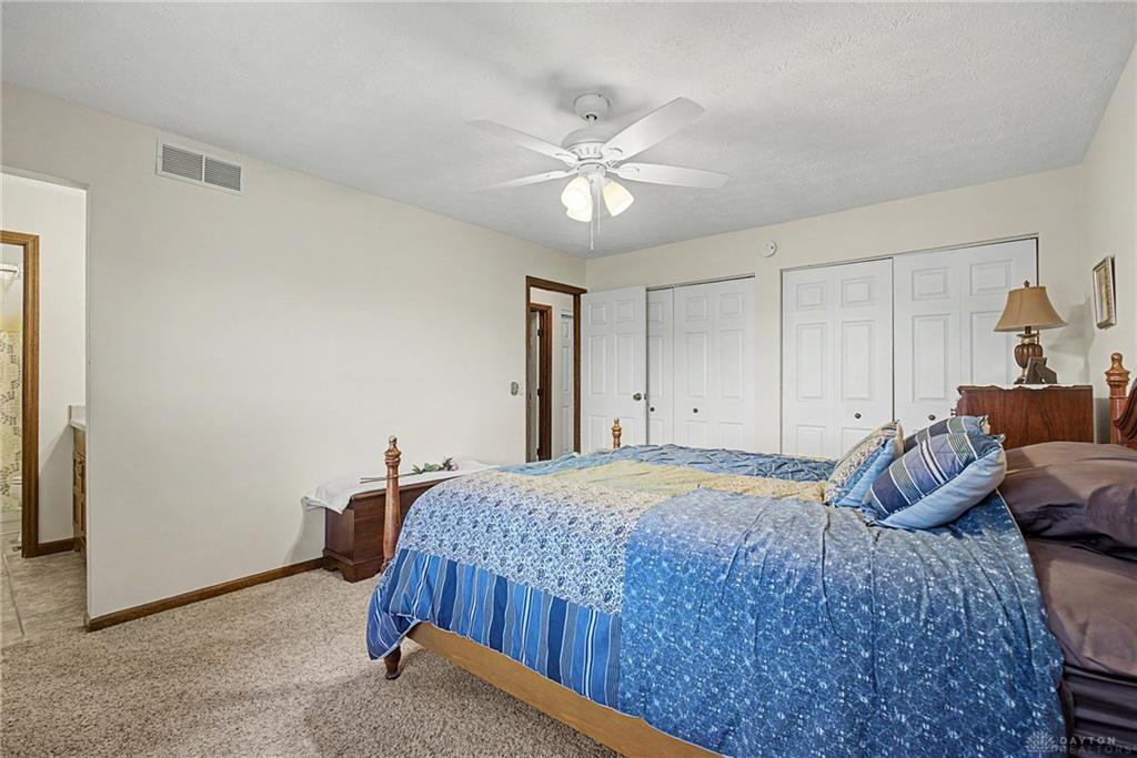 129 W Van Lake Property Photo 27