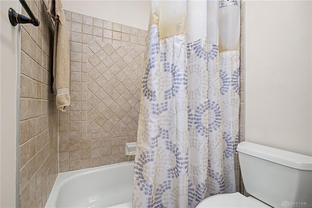 129 W Van Lake Property Photo 29