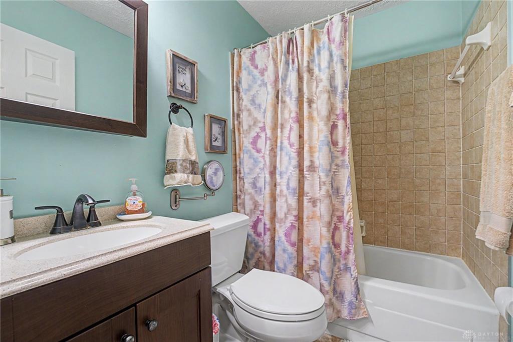 129 W Van Lake Property Photo 32
