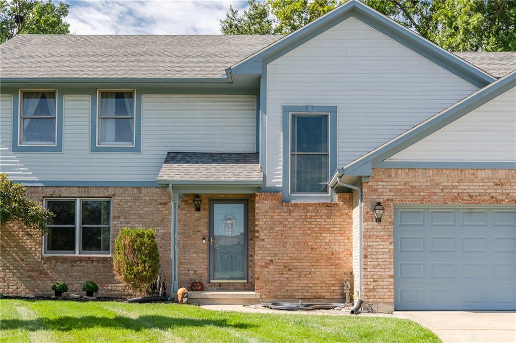 10053 Village Tree Property Photo