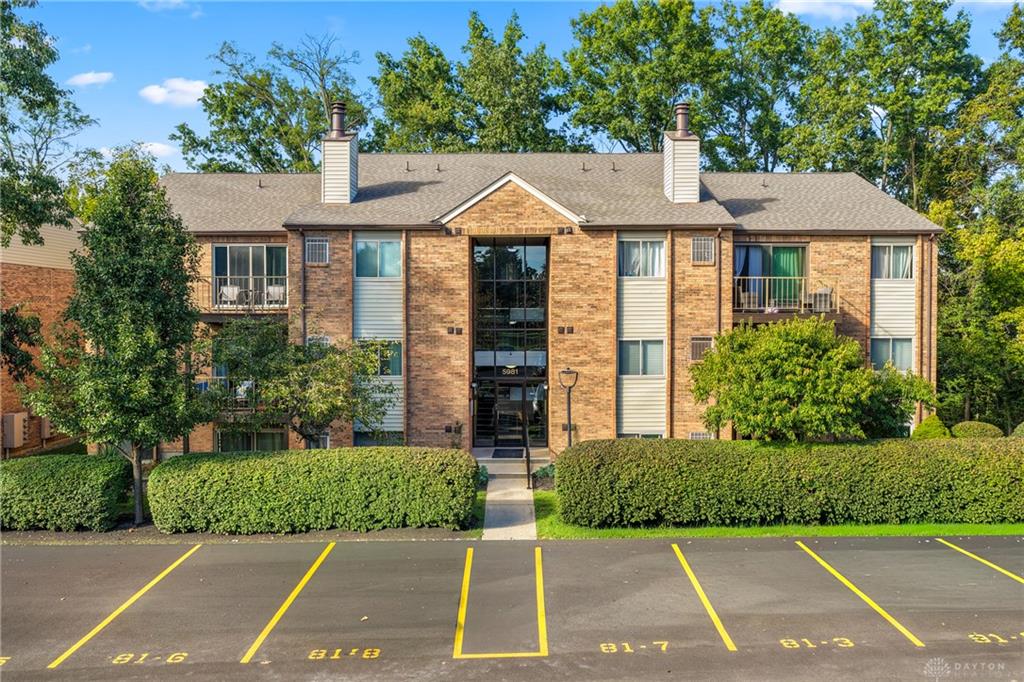 5981 Meadow Creek 981-10 Property Photo 1