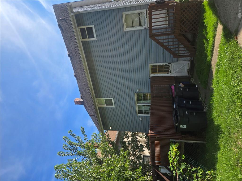 969 Hunt St Property Photo 3