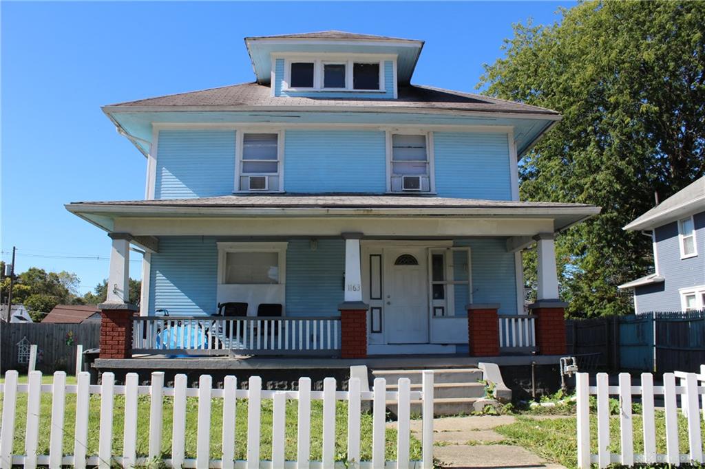 1163 Selma