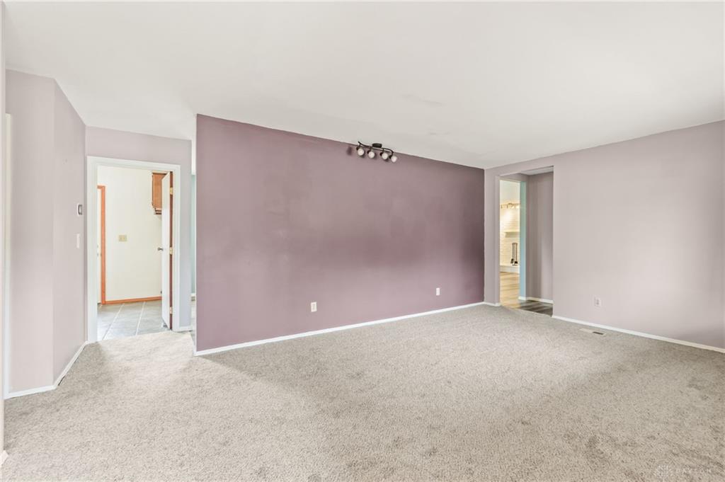 230 S Dorset Property Photo 7
