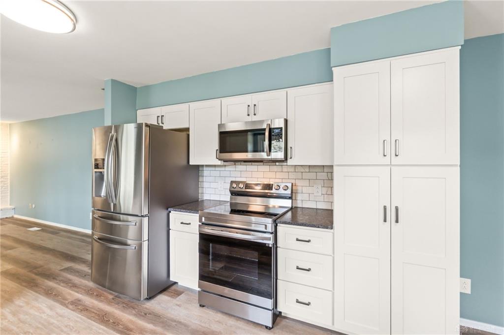 230 S Dorset Property Photo 14