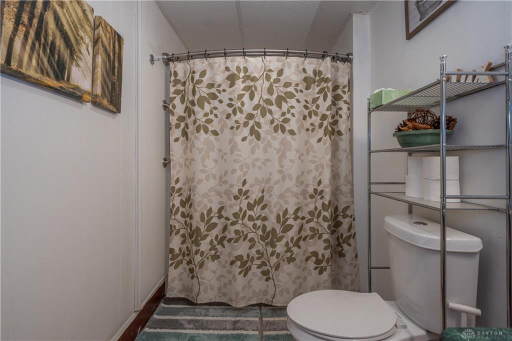 712 W Main Property Photo 35