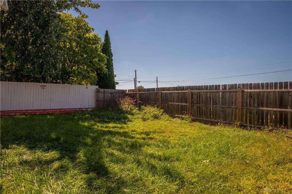 712 W Main Property Photo 38