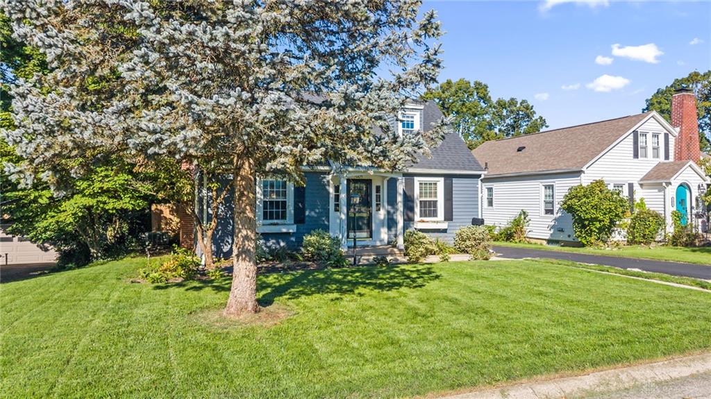 1423 Crestview Property Photo 3