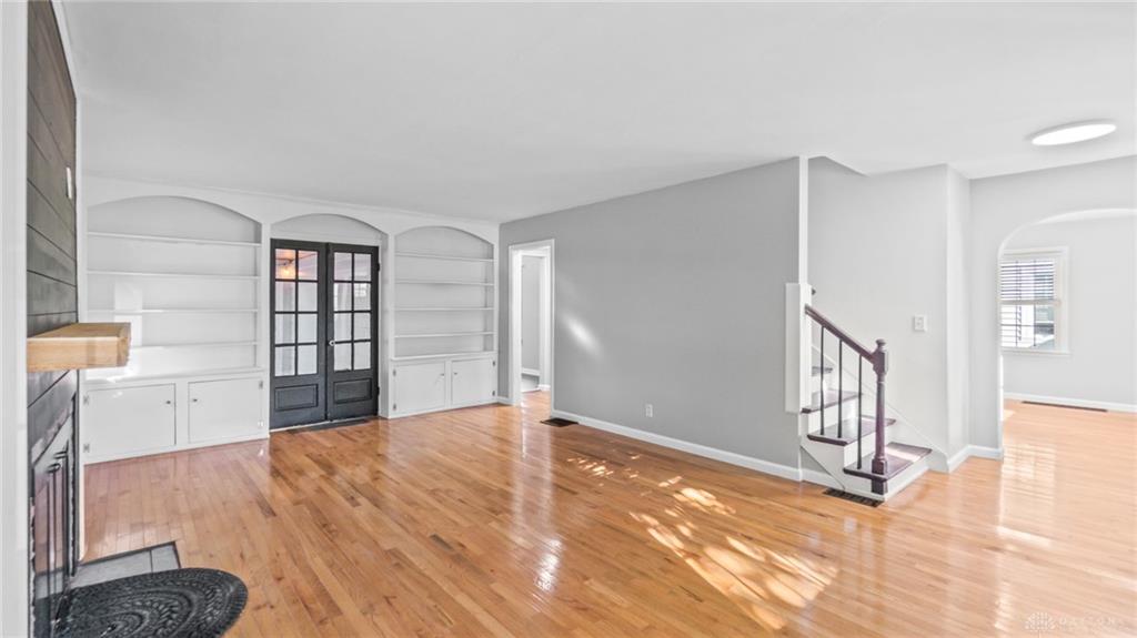 1423 Crestview Property Photo 9
