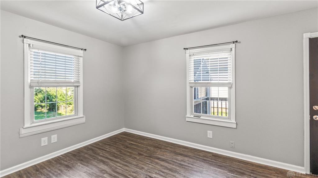 1423 Crestview Property Photo 23