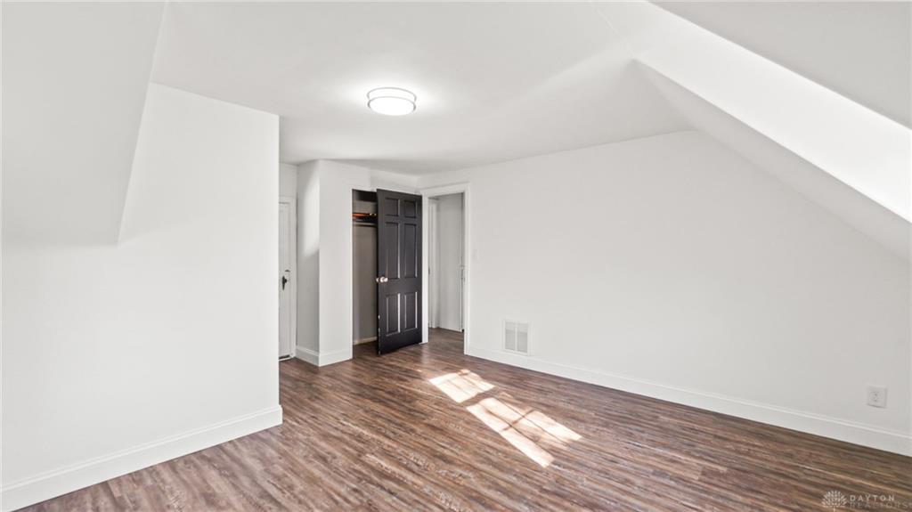 1423 Crestview Property Photo 30