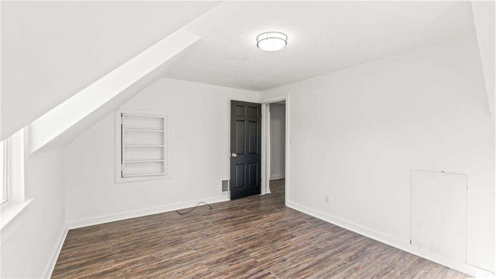 1423 Crestview Property Photo 37