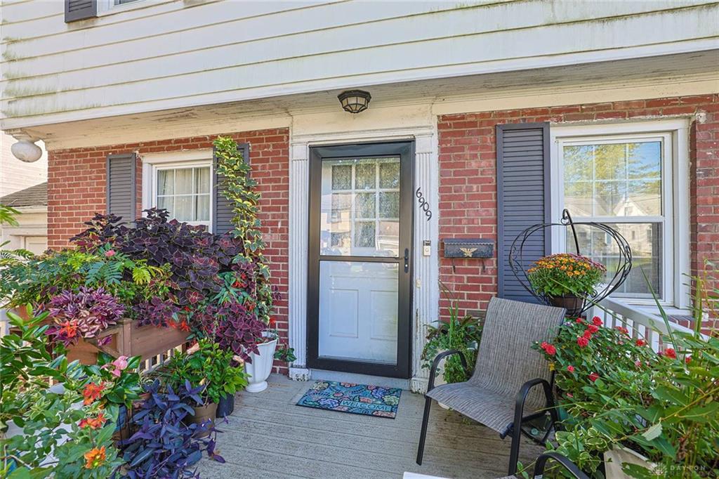 6909 Bryn Mawr Property Photo 3
