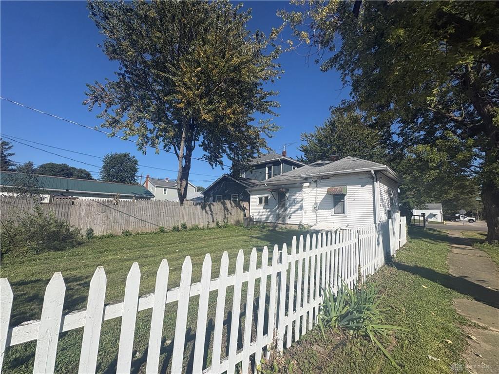 201 Main Property Photo 14