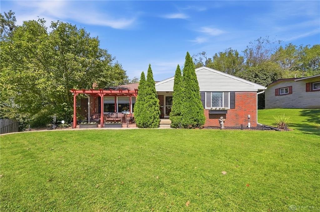 186 Meadow Property Photo 1