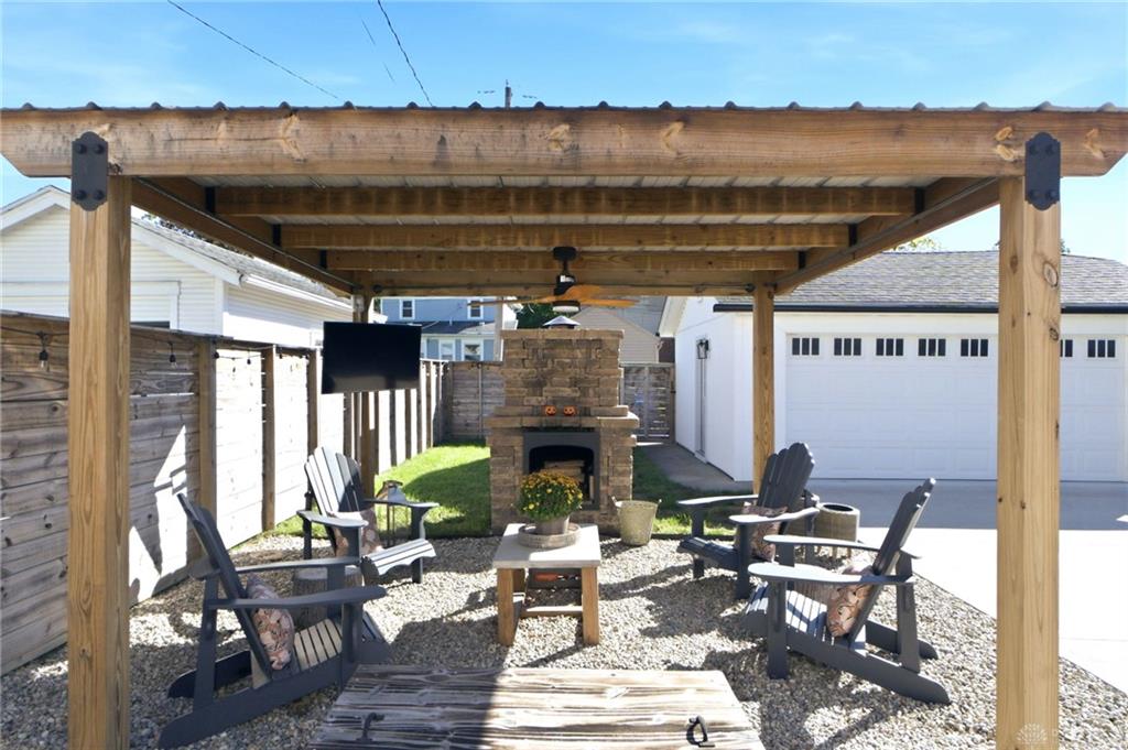 416 Monteray Property Photo 28