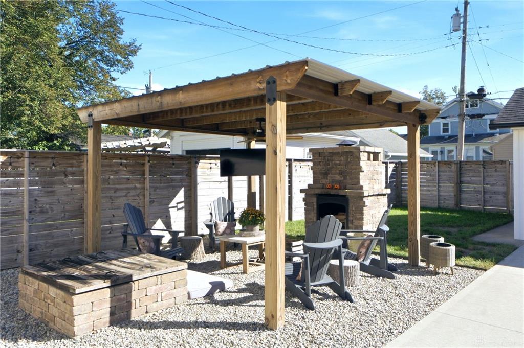 416 Monteray Property Photo 29