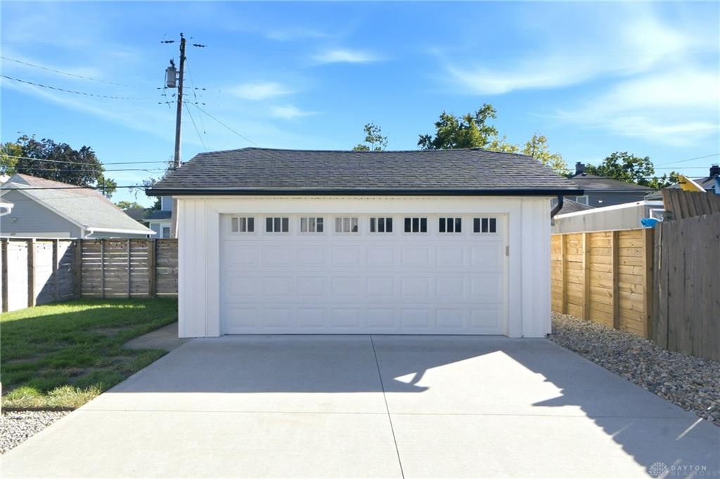 416 Monteray Property Photo 30