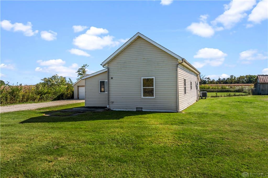 6252 E State Route 28 Property Photo 1