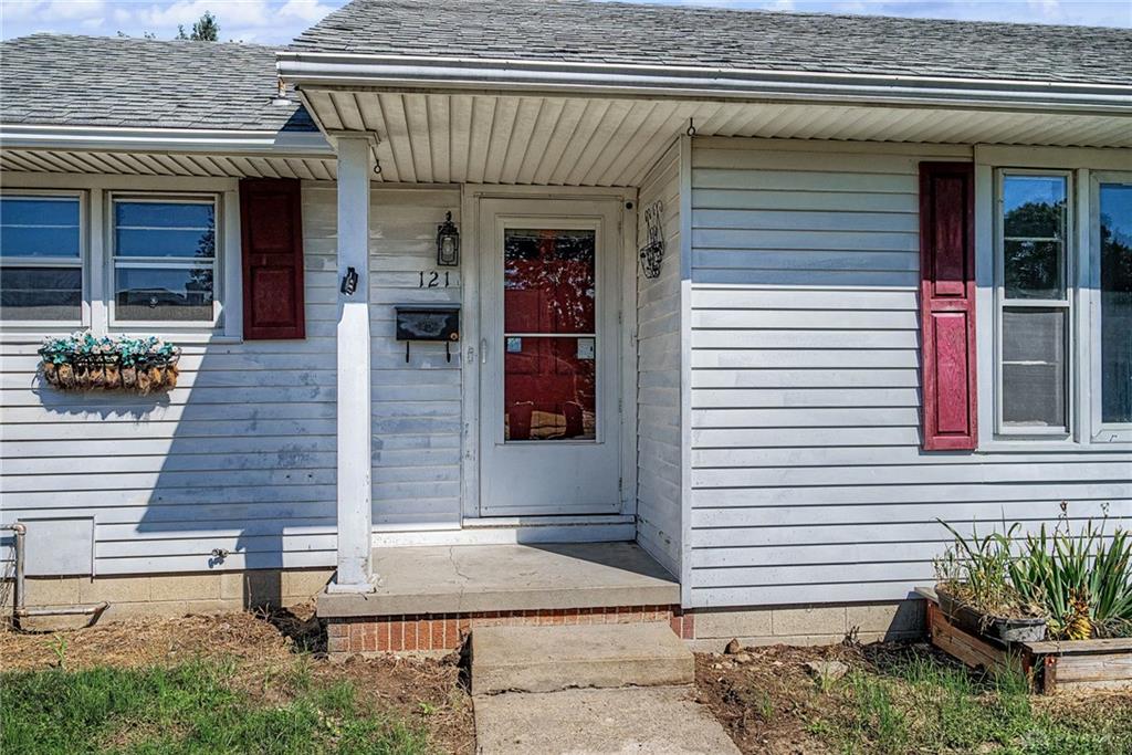 121 Greene Property Photo 4