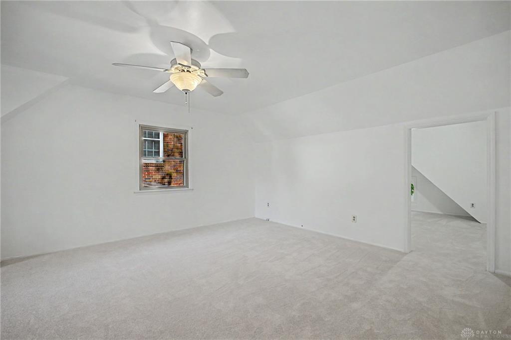 310 Phillips Property Photo 30