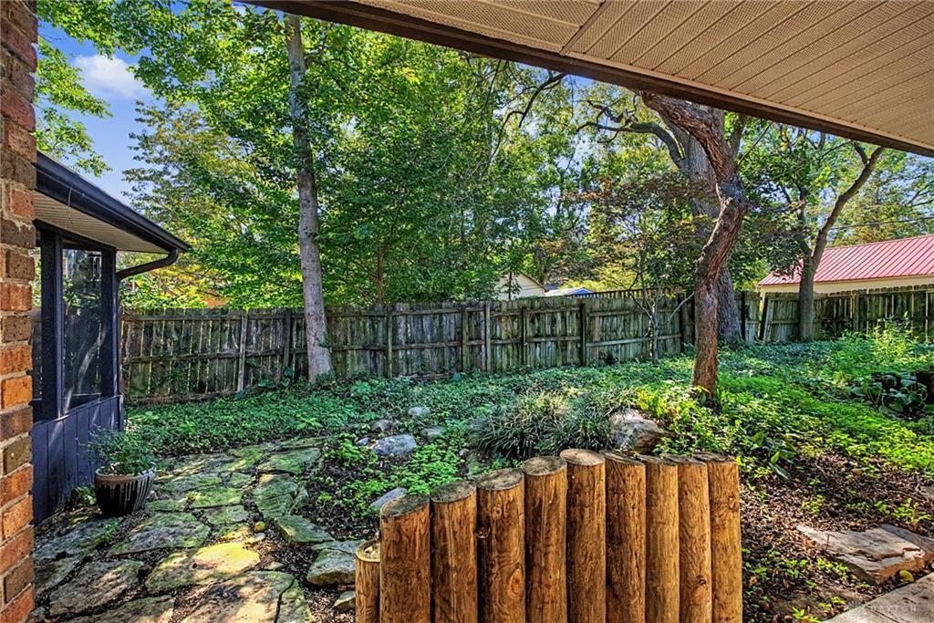 310 Phillips Property Photo 36