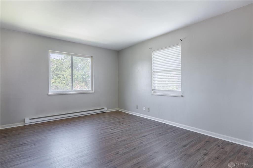 1588 Glenbeck D Property Photo 3