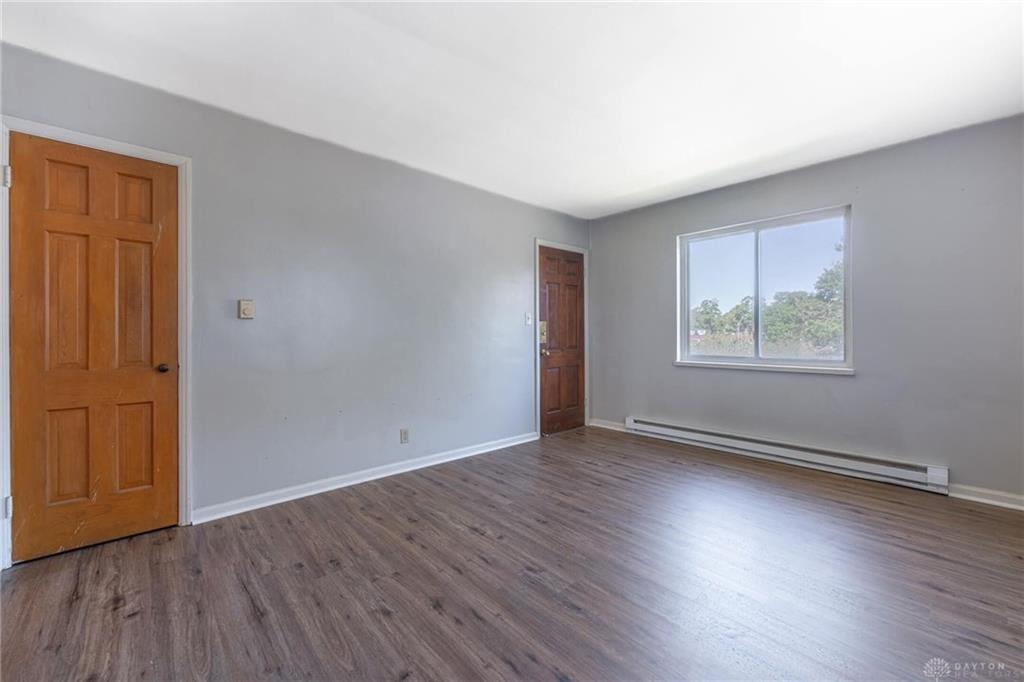 1588 Glenbeck D Property Photo 5