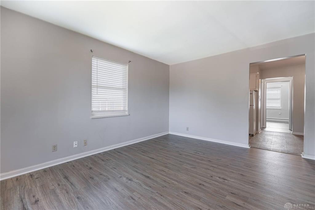 1588 Glenbeck D Property Photo 6