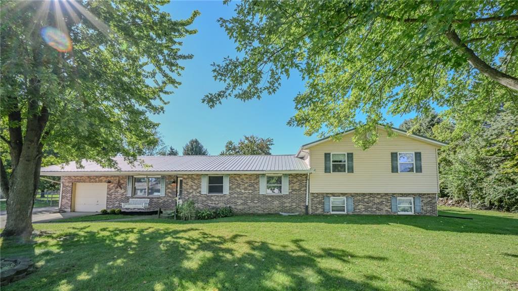 3191 Tamarack Property Photo 1