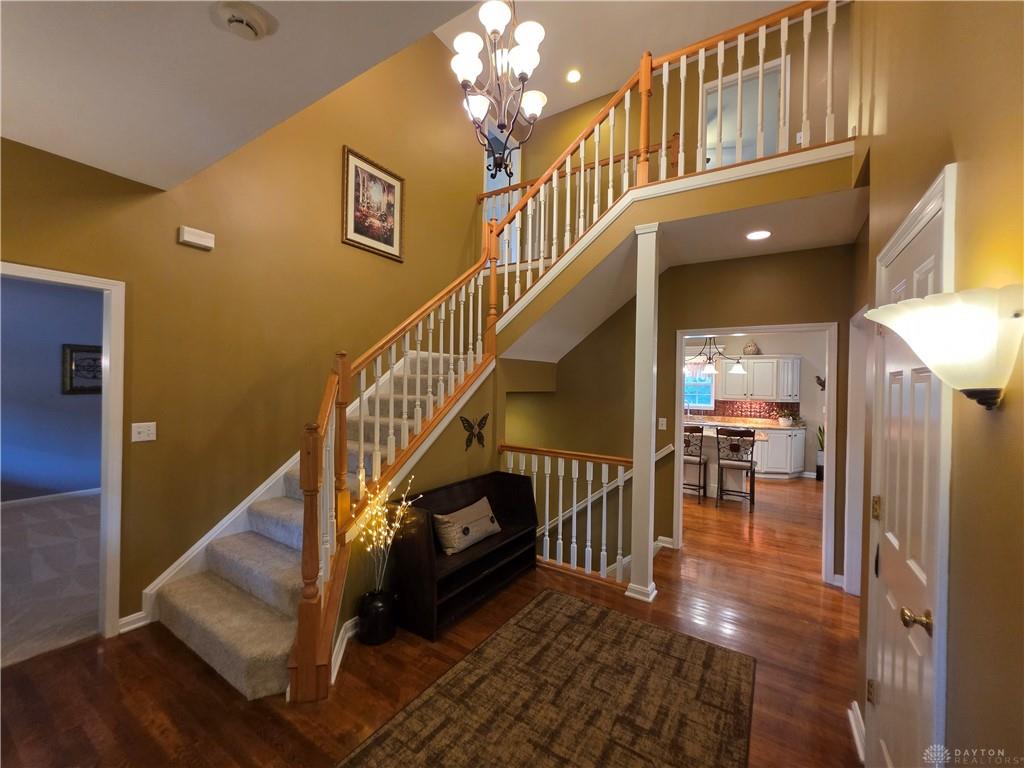 538 Tara Property Photo 16