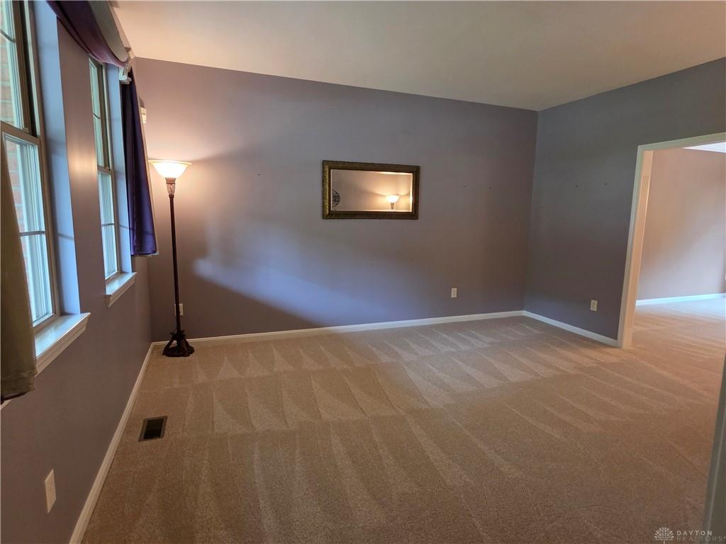 538 Tara Property Photo 17