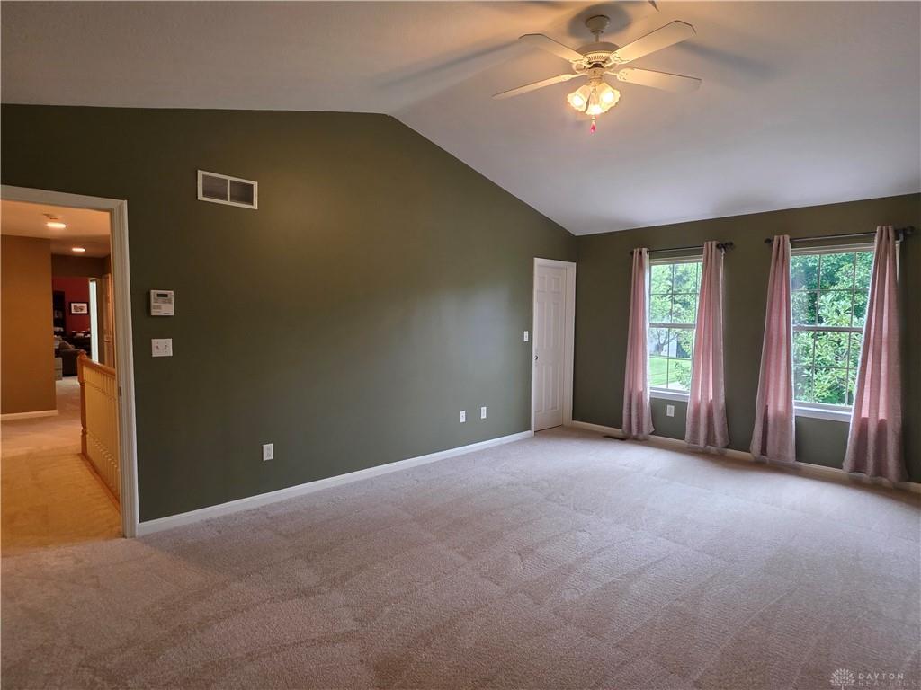 538 Tara Property Photo 35