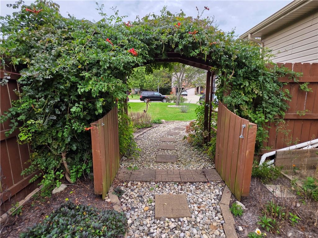 538 Tara Property Photo 64