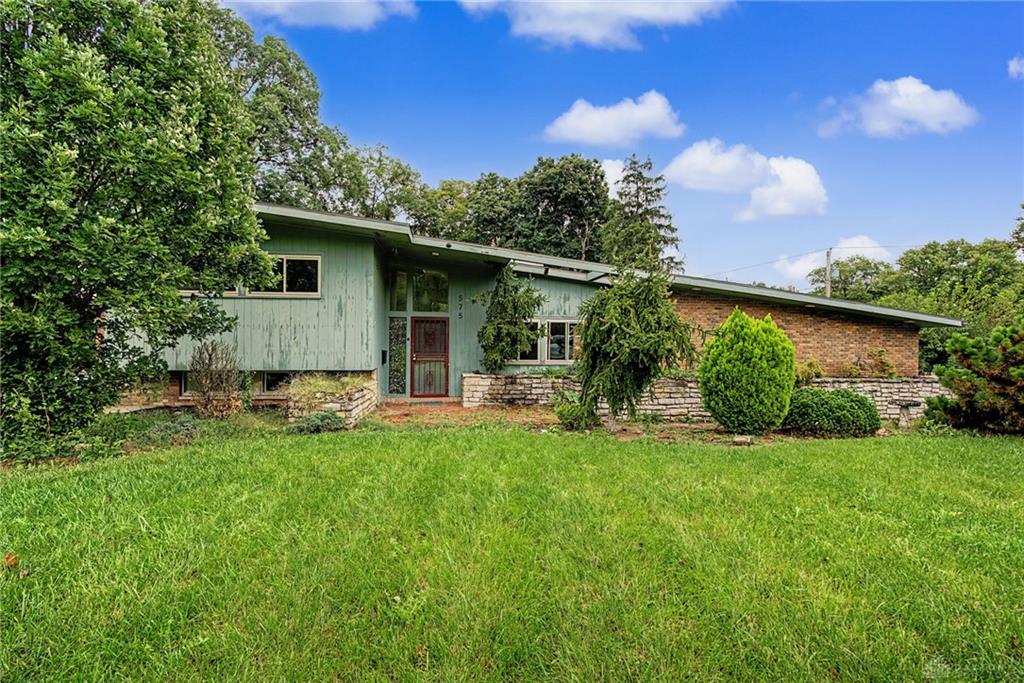 575 Eastdale Property Photo 1