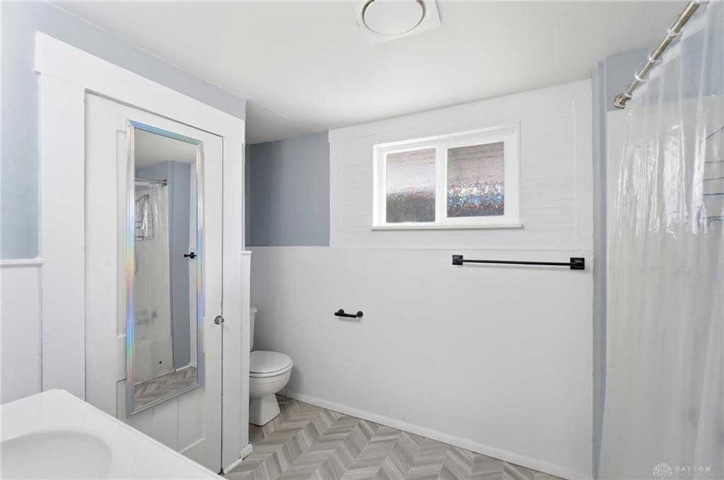 22 S Limestone Property Photo 28