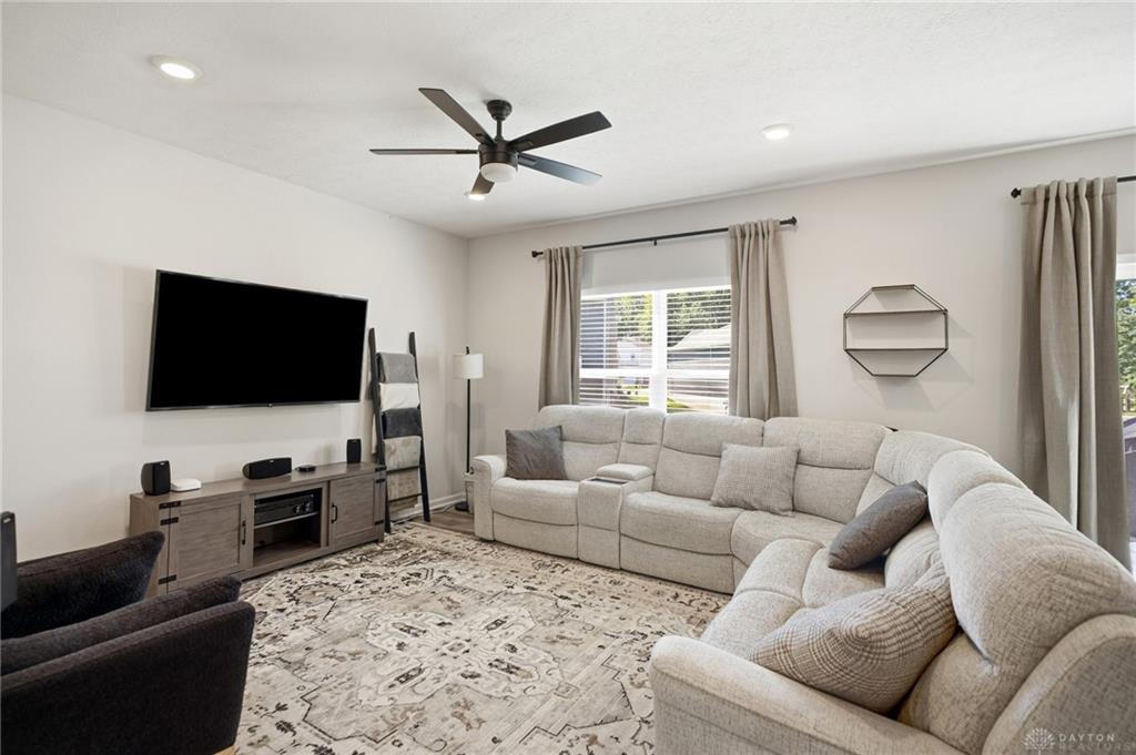 62 Marigold Property Photo 4