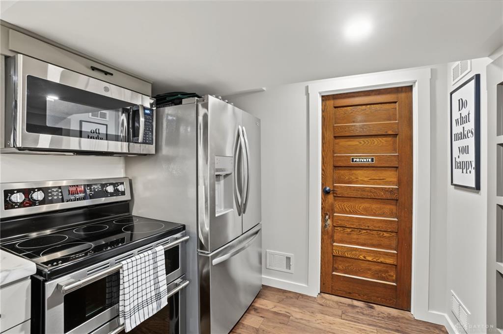 115 Mound Property Photo 36