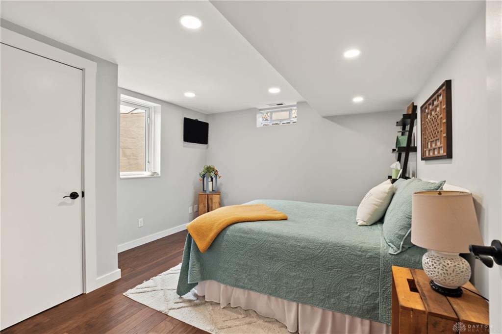 115 Mound Property Photo 43