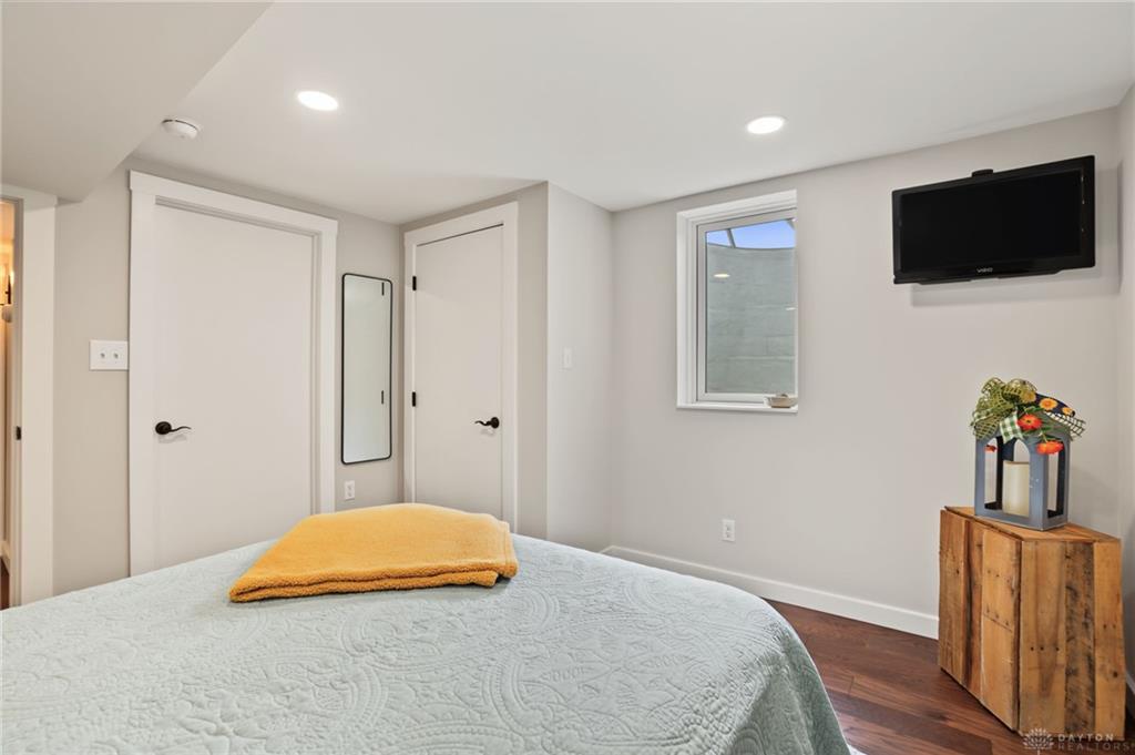 115 Mound Property Photo 44