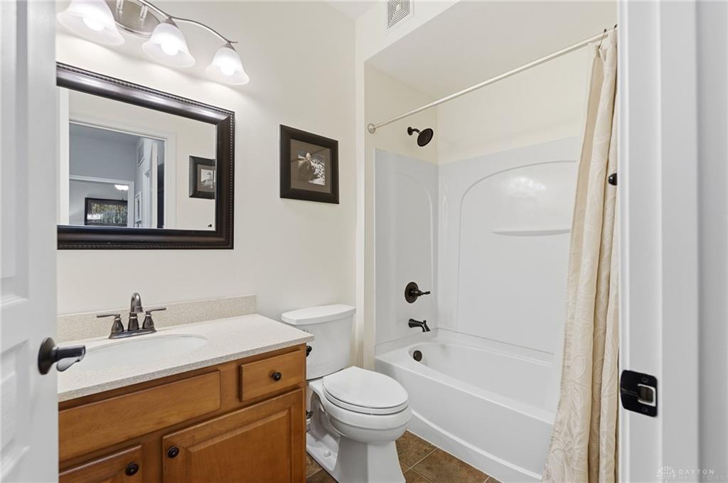 588 Heritage 18-204 Property Photo 27
