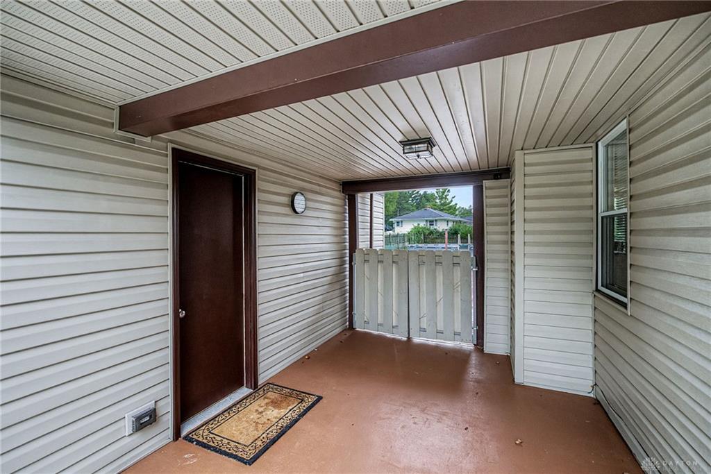 4306 Blue Rock Property Photo 4