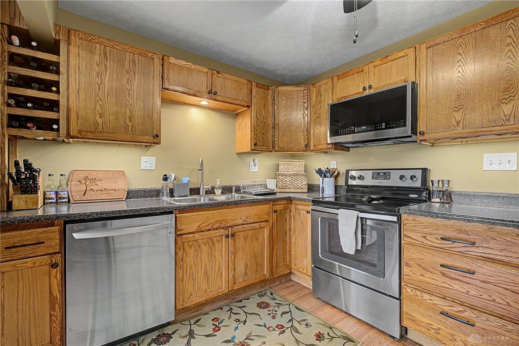 4306 Blue Rock Property Photo 14